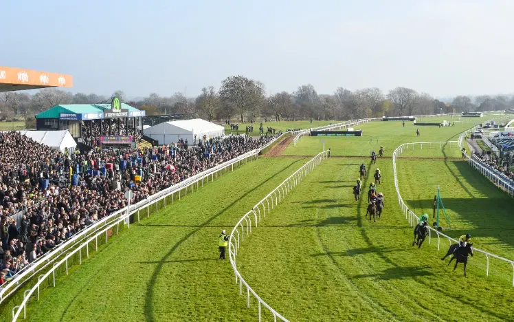 An aerial view of the track and Uttoxeter and the crowds in the grandstand
